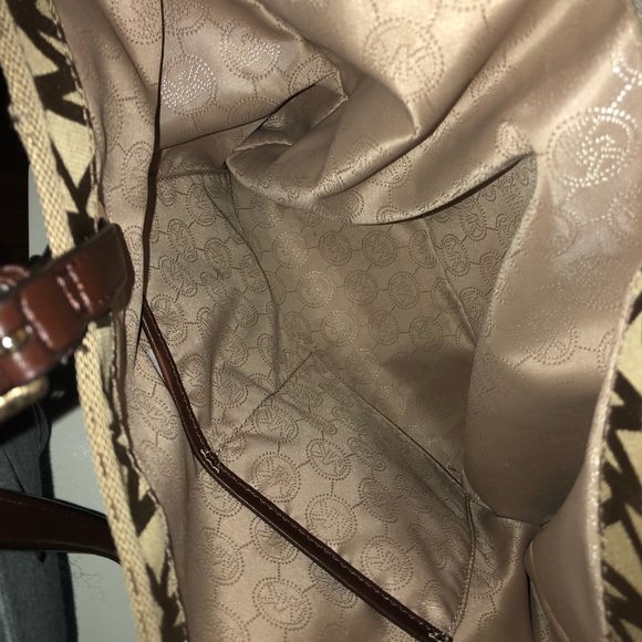 Michael Kors logo handbag - Picture 4 of 8